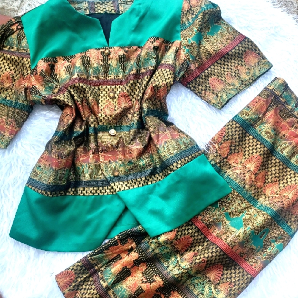 2 pc Vintage Egyptian Matching Skirt and top Set
